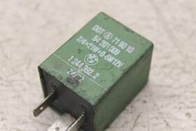 Bmw 12443922 04 R1150rt Abs Green Relay