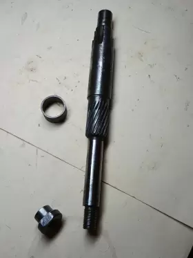 31493-67 Harley-davidson 31482-70. 31493-67. 11041 Starter Shaft Fx/fl 70- 83 31482-70 Spacer And Nut Shovelhead
