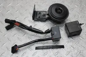 7499143 Harley-davidson 2012 Nightster Xl883n Rear Turn Signal Converter With Horn