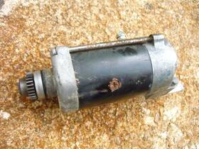 Honda 31200-449-405 78-83 Gl500 Cx500 Oem Electric Starter Motor Bracket Project