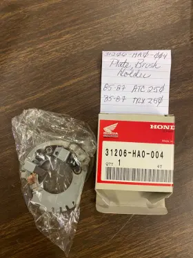 31206-ha0-004 Honda Oem Starter Brush Holder Plate Trx250 Atc250 250 Sx 85-87 S4