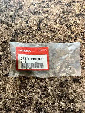 32411-230-000 Honda Genuine Rubber Starter Motor Cover - Cb200t Cb350 Cb450