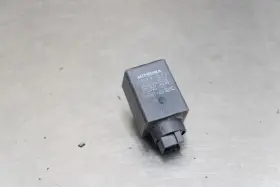 38301-mew-921 Honda 13-18 Cbr500r Cbr 500 Turn Signal Blinker Relay Flasher Switch