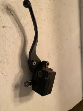 45500mb4673 Honda 1985 Interceptor Vf700f Vf700 Complete Front Brake Master Cylinder Lever