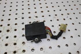 Kawasaki 27010-1070 1982 Kz750n Kz750 Spectre Turn Signal Operating Unit Relay #485