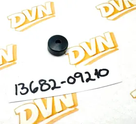 13682-09210 Suzuki Nos New Oem Original T350 Gt550 Lt250r Starter Plunger Rubber