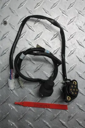 2206253 Suzuki 2020 Gsx250r Gear Position Sensor And Oil Pressure Switch