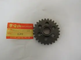 26260-41100 Suzuki Nos New Kick Starter Idle Gear Pe250 Rm250 1977-1980