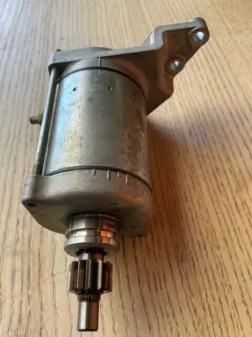 4wm-81890-01-00 Yamaha 99-07 Road Star Engine Starting Starter Motor Oe