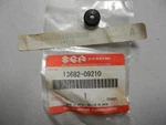 Nos Suzuki Plunger Cap 82-83 GS300 74-76 GT380 GT550 86-92 LT250 13682-09210 New. Price: $11.98.