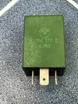 Bmw 1969-95 R60/6 R90S R75/7 R100RS Rt Turn Signal Indicator Relay Switch German Used. Price: $45.00.