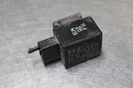 07-08 Yamaha Yzf R1 Turn Signal Blinker Relay Flasher Switch 4C8-83350-10-00 Used. Price: $14.23.